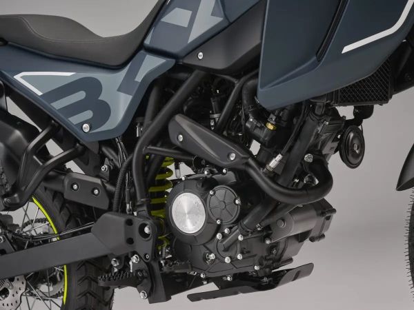 Bermesin Imut 125cc, Benelli BKX 125 Series Diluncurkan